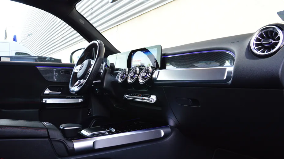 MERCEDES-BENZ GLB AMG GLB 35 4-Matic