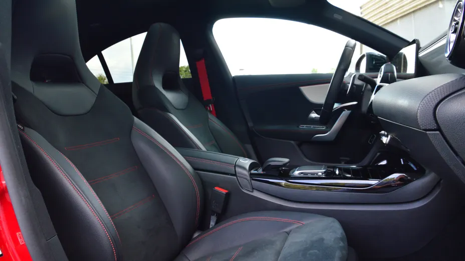 MERCEDES-BENZ CLA AMG CLA 35 4-Matic 7G-DCT