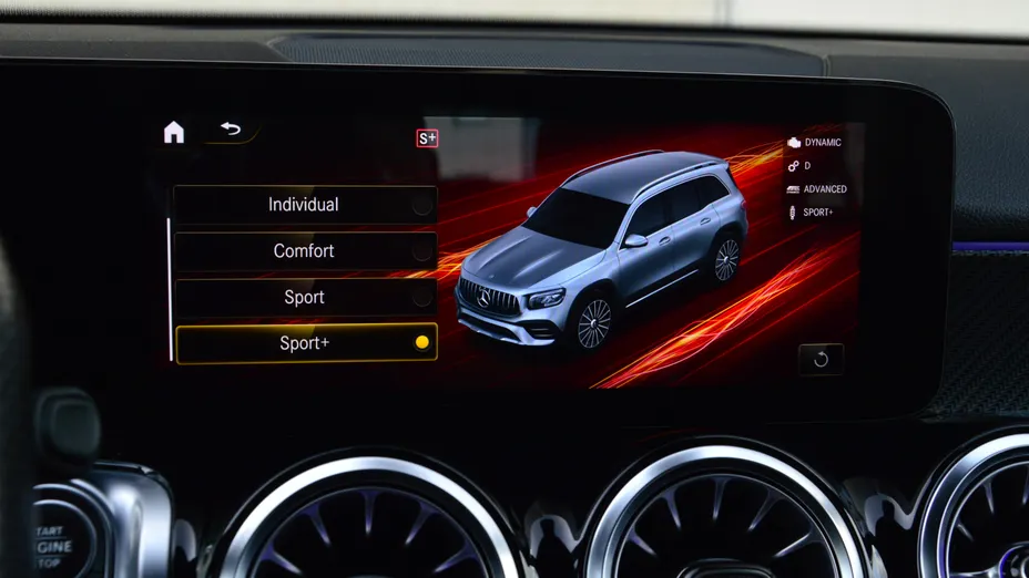 MERCEDES-BENZ GLB AMG GLB 35 4-Matic