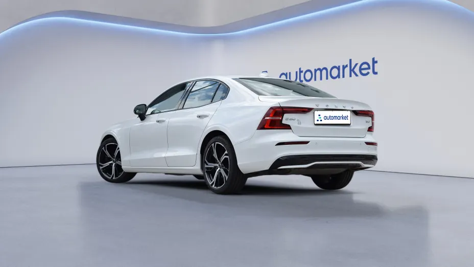 VOLVO S60 S60 B4 B Plus Dark aut