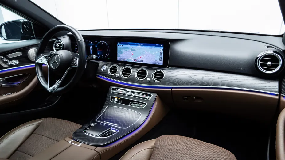 MERCEDES-BENZ E Klasa E 220 d 4-Matic All-Terrain Avantgarde