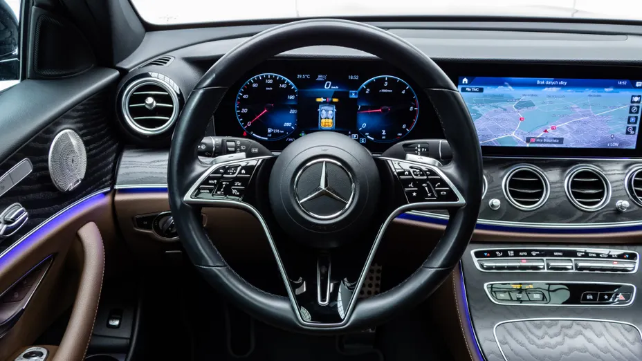 MERCEDES-BENZ E Klasa E 220 d 4-Matic All-Terrain Avantgarde