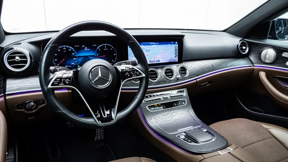 MERCEDES-BENZ E Klasa E 220 d 4-Matic All-Terrain Avantgarde