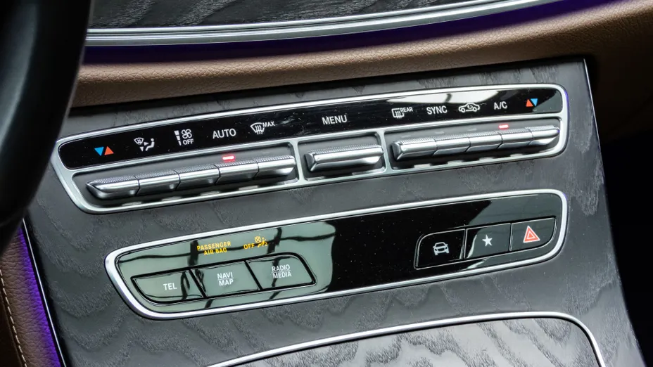 MERCEDES-BENZ E Klasa E 220 d 4-Matic All-Terrain Avantgarde
