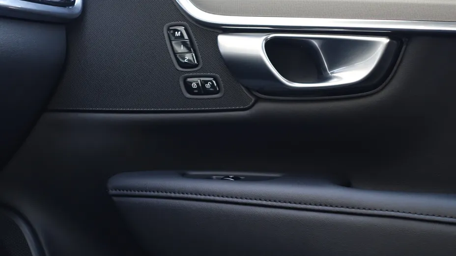 VOLVO V90 V90 CC B4 D AWD Plus aut