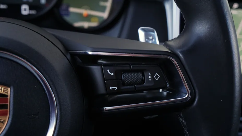 PORSCHE Macan Macan