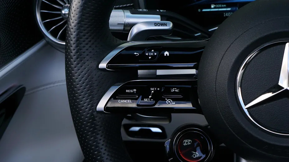 MERCEDES-BENZ SL AMG SL 63 4-Matic+