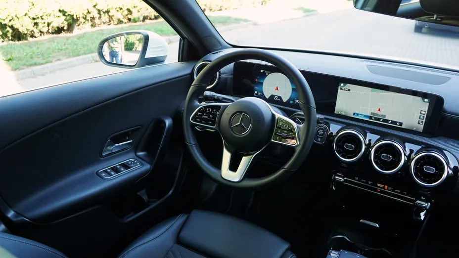MERCEDES-BENZ A Klasa A 200 Style 7G-DCT