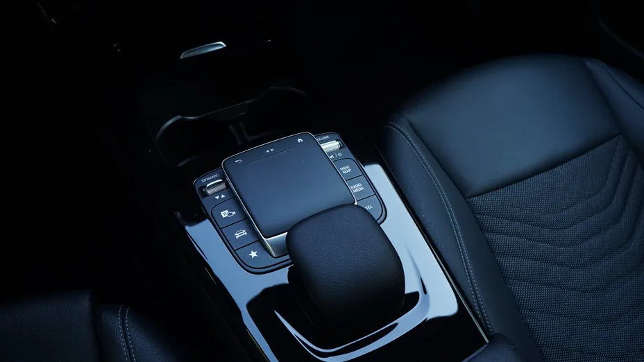 MERCEDES-BENZ A Klasa A 200 Style 7G-DCT