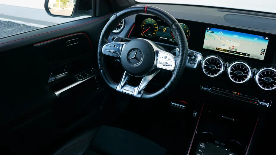 MERCEDES-BENZ GLB AMG GLB 35 4-Matic