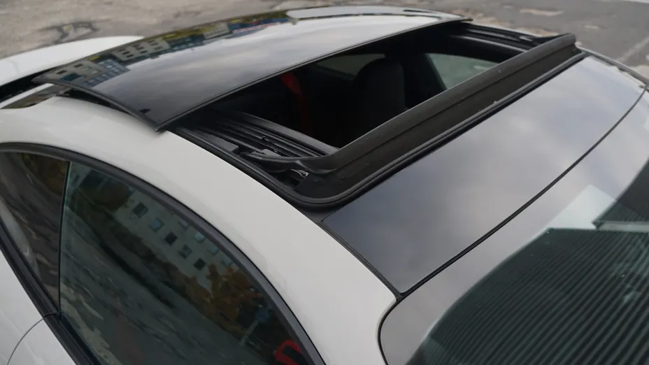 PORSCHE 911 911 Carrera 4 GTS