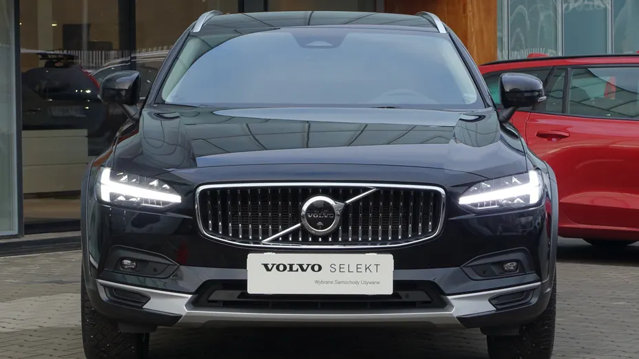 VOLVO V90 V90 CC B5 B AWD Core aut