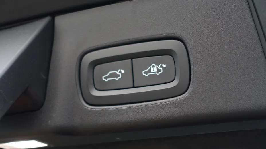 VOLVO V90 V90 CC B5 B AWD Core aut