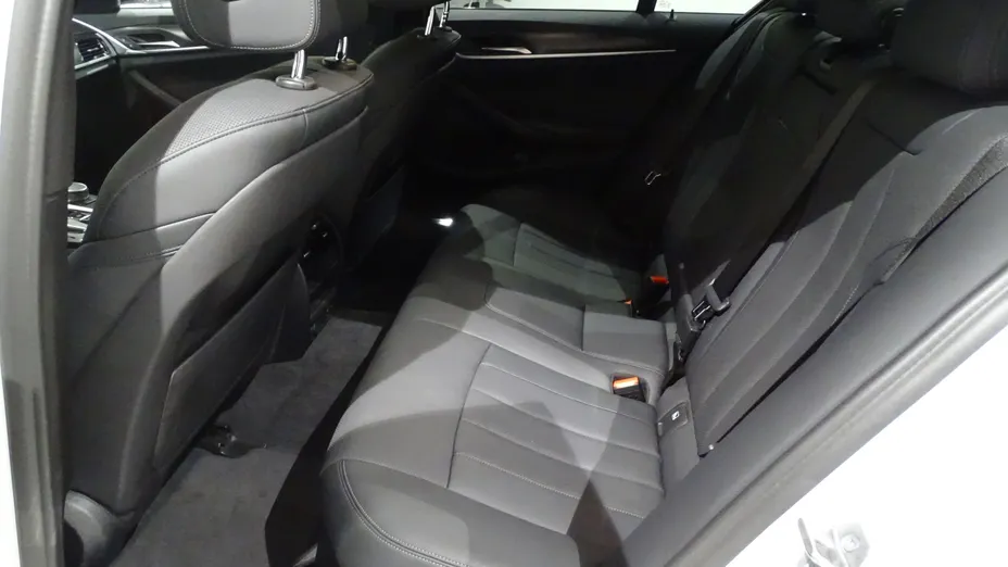 BMW Seria 5 520d xDrive mHEV M Sport sport-aut