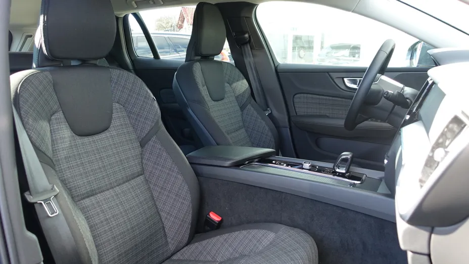 VOLVO V60 V60 B3 B Core aut