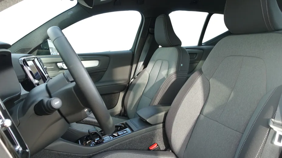 VOLVO XC40 XC40 B4 Plus Dark aut
