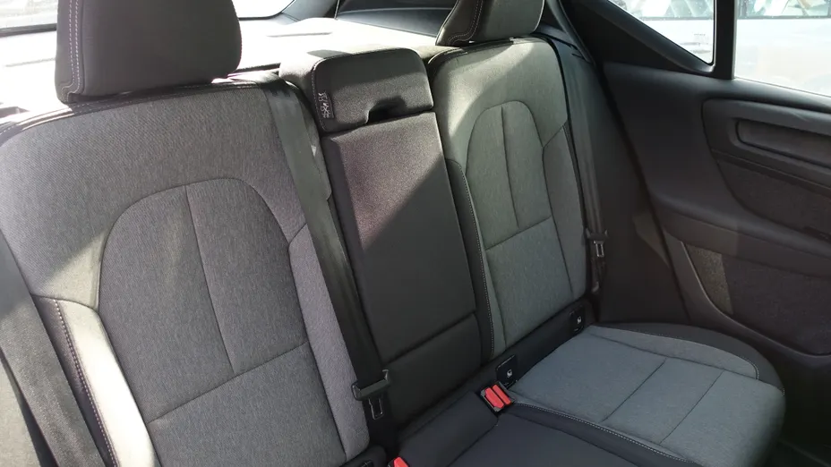 VOLVO XC40 XC40 B4 Plus Dark aut