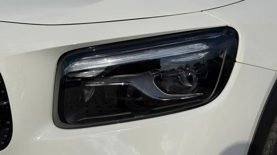 MERCEDES-BENZ GLB GLB 200 AMG Line 7G-DCT