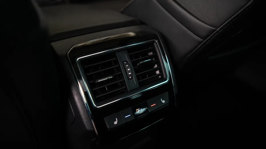 SKODA Superb Superb 2.0 TDI SCR L&K DSG