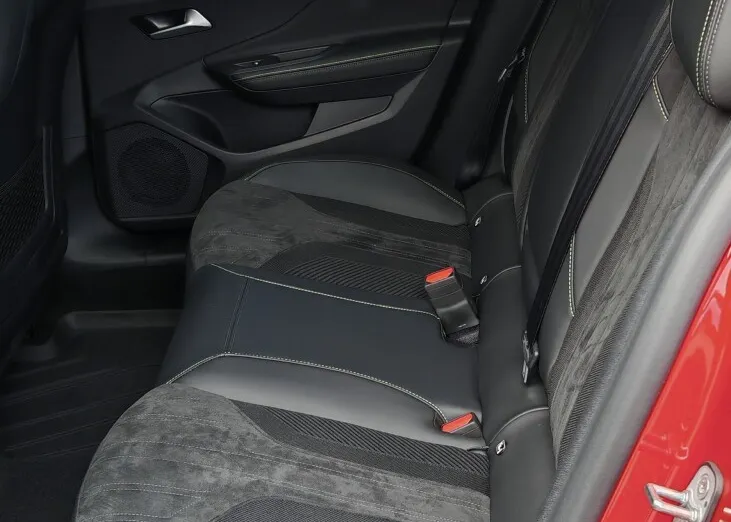 PEUGEOT 408 408 1.2 PureTech mHEV GT S&S e-DSC6