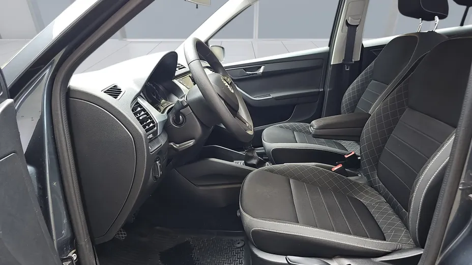 SKODA Fabia Fabia 1.0 TSI Ambition