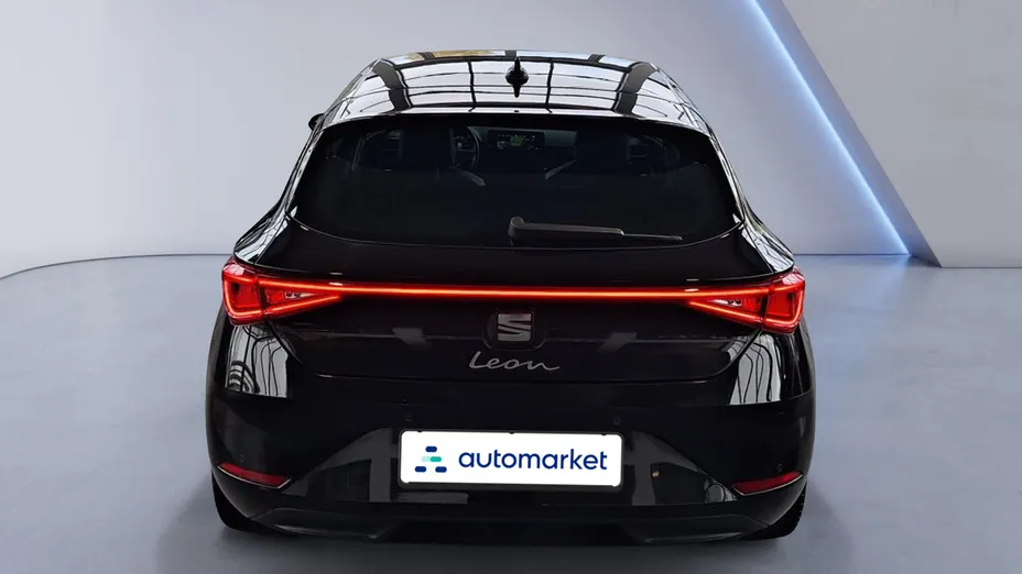 SEAT Leon Leon 1.5 eTSI Xcellence DSG