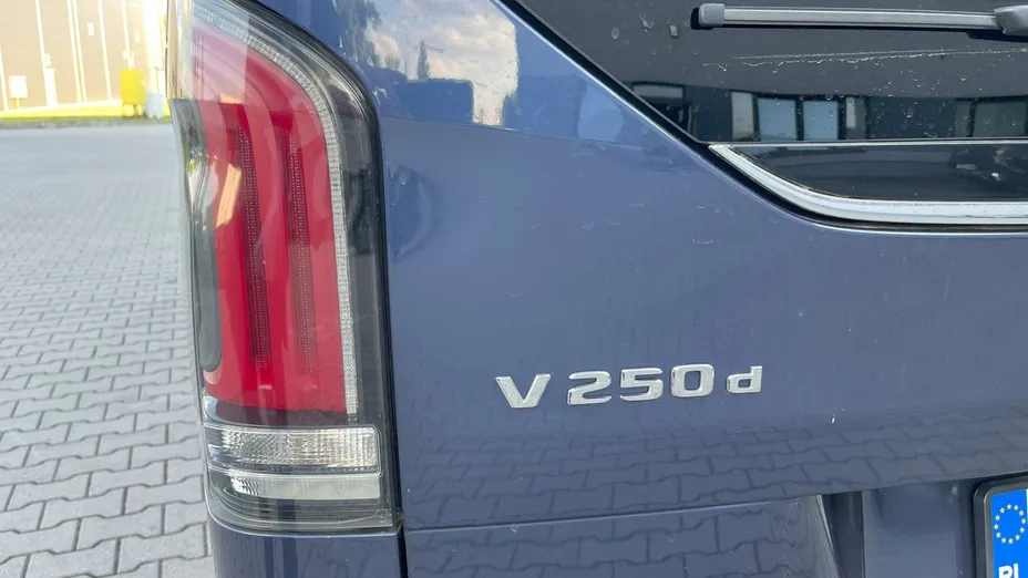 MERCEDES-BENZ V Klasa V 250 d 9G-Tronic Style (długi)