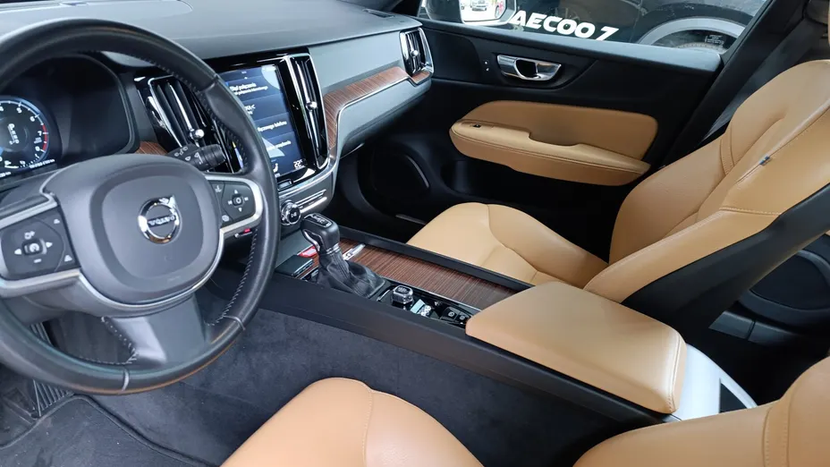 VOLVO V60 V60 T4 Inscription aut