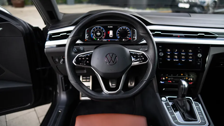 VOLKSWAGEN Arteon Arteon 2.0 TSI Elegance DSG