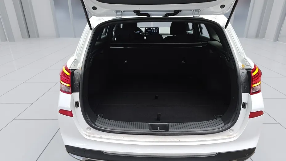 HYUNDAI i30 i30 1.5 T-GDI 48V Smart DCT