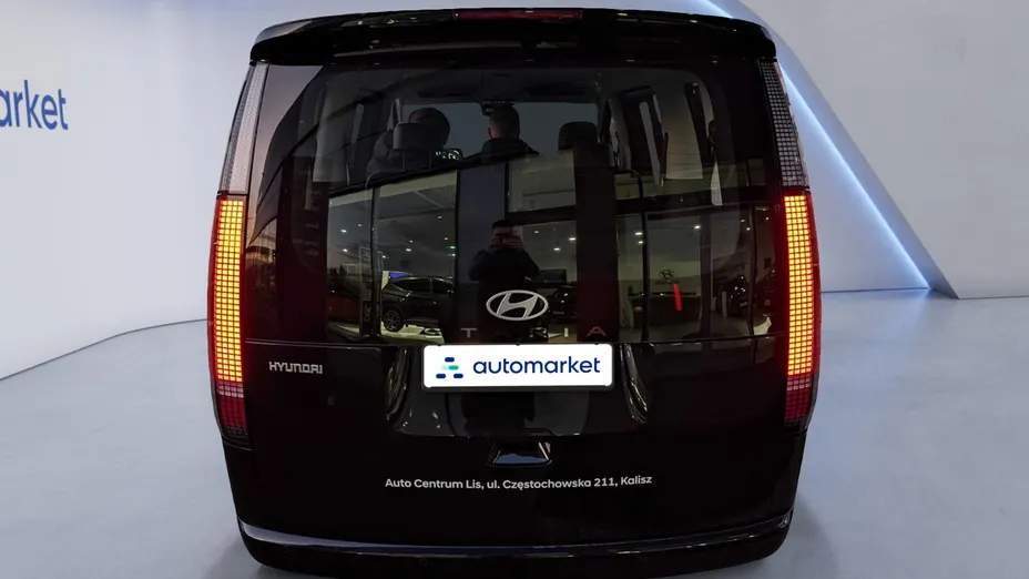 HYUNDAI Staria Staria 1.6 T-GDI HEV Smart VIP aut Nowy
