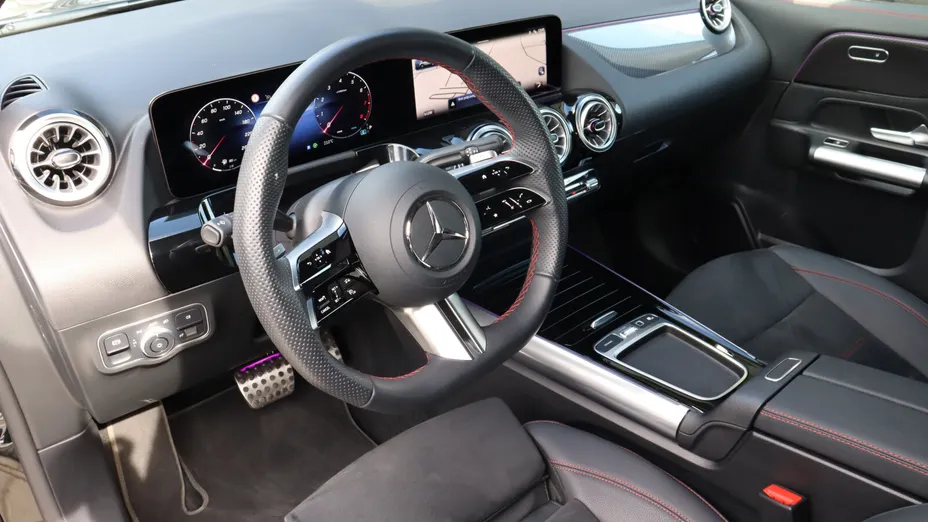 MERCEDES-BENZ GLA GLA 200 mHEV AMG Line 7G-DCT