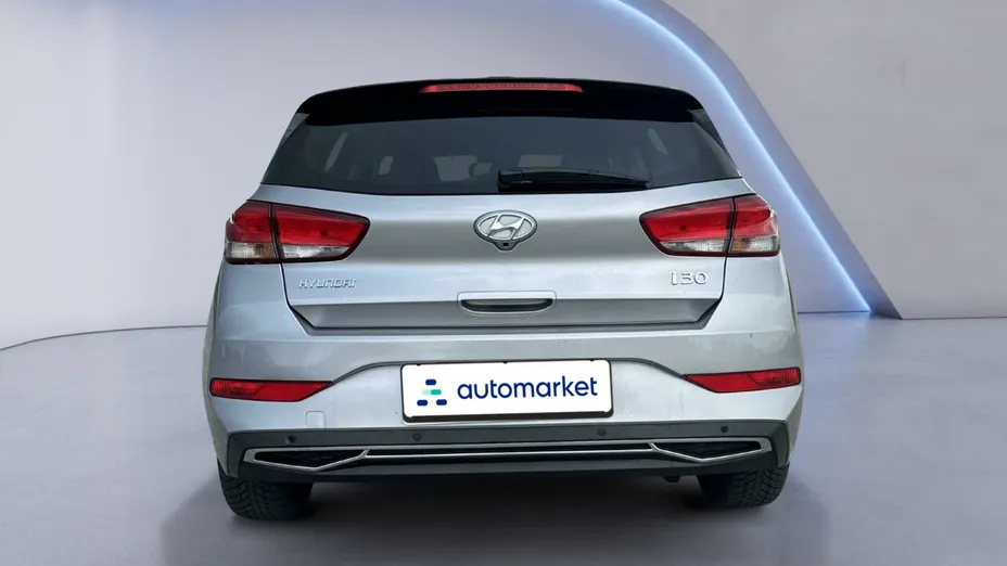 HYUNDAI i30 i30 1.0 T-GDI Smart DCT