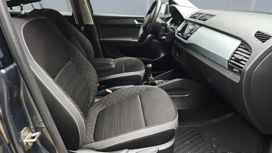 SKODA Fabia Fabia 1.0 TSI Ambition