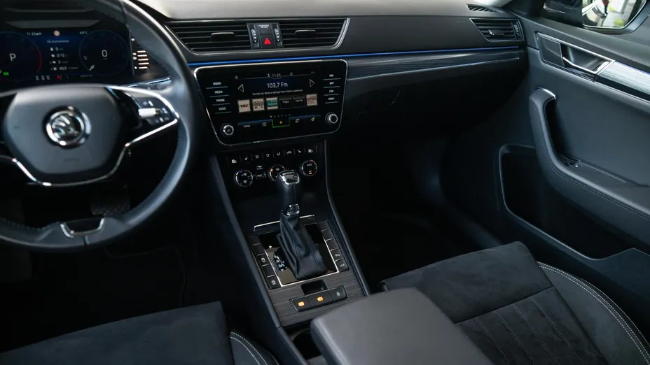 SKODA Superb Superb 2.0 TSI Style DSG