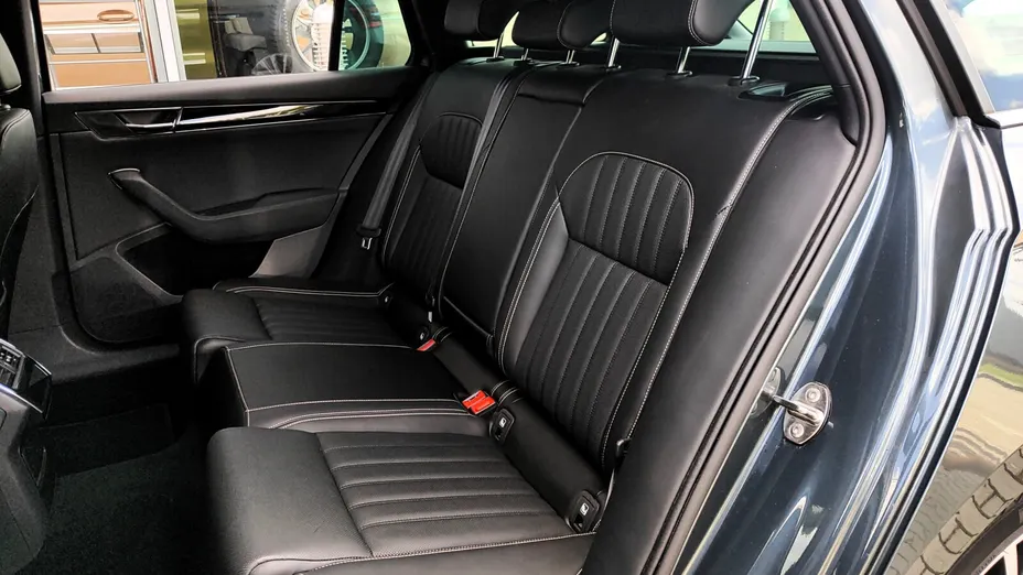 SKODA Superb Superb 2.0 TDI SCR L&K DSG