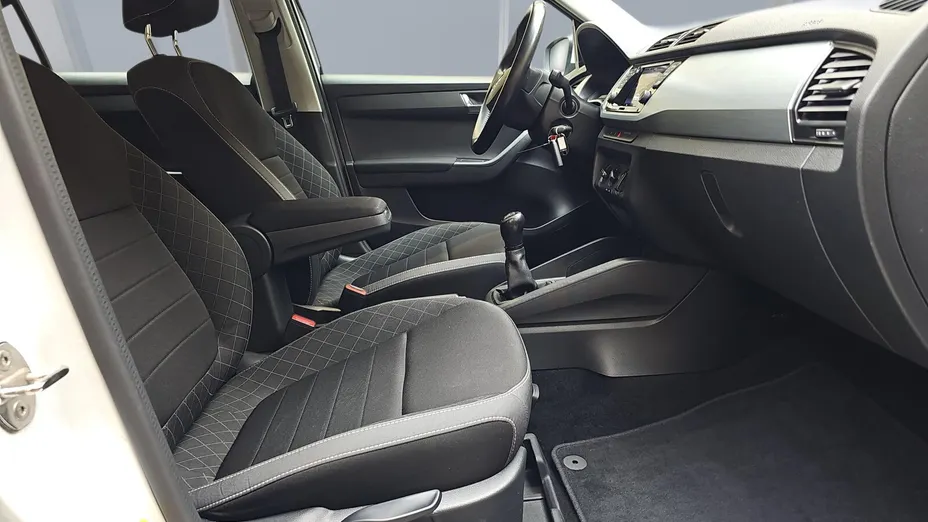 SKODA Fabia Fabia 1.0 TSI Ambition