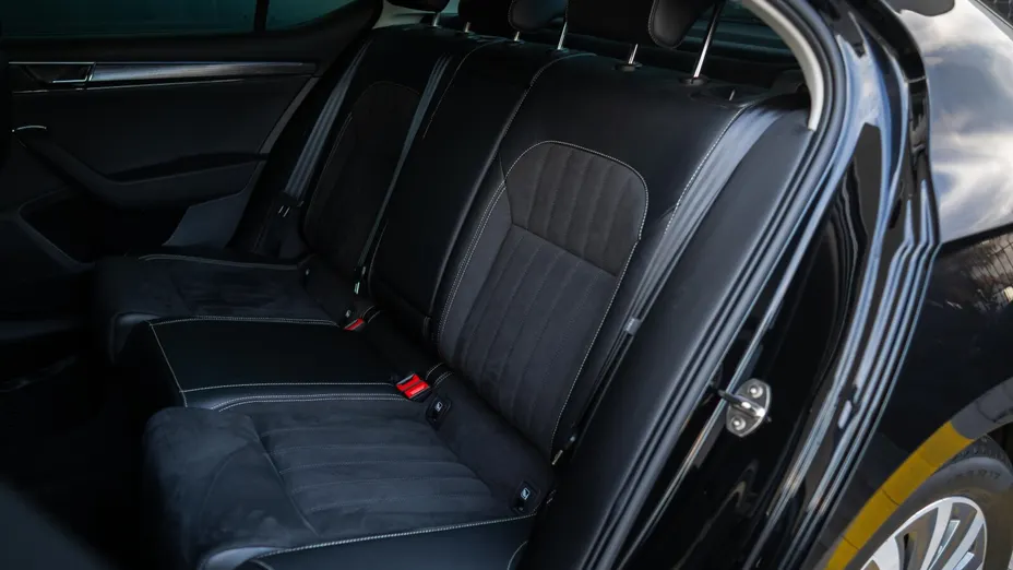 SKODA Superb Superb 2.0 TSI Style DSG