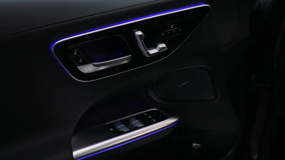 MERCEDES-BENZ C Klasa C 180 mHEV Business Edition