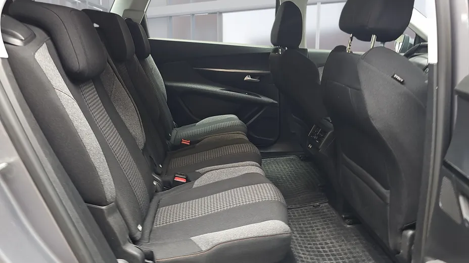 PEUGEOT 5008 5008 1.5 BlueHDi Active S&S EAT8