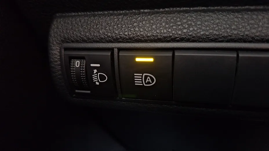 TOYOTA Corolla Corolla 1.5 Comfort MS