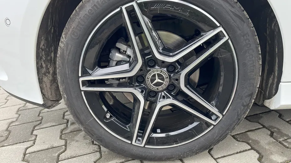 MERCEDES-BENZ A Klasa A 200 AMG Line 7G-DCT
