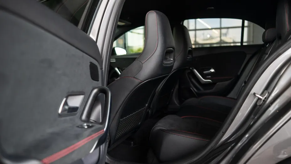 MERCEDES-BENZ A Klasa A 200 AMG Line 7G-DCT