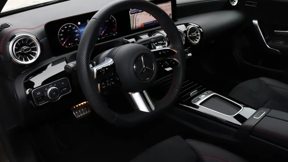 MERCEDES-BENZ CLA CLA 200 mHEV AMG Line 7G-DCT
