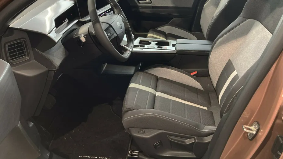 OPEL Grandland X Grandland 1.2 mHEV Edition eDTC6 Nowy
