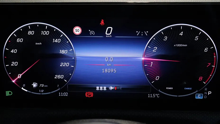 MERCEDES-BENZ A Klasa A 200 AMG Line 7G-DCT