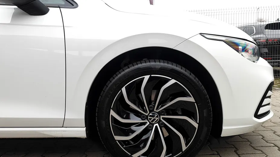 VOLKSWAGEN Golf Golf VIII 2.0 TDI Life