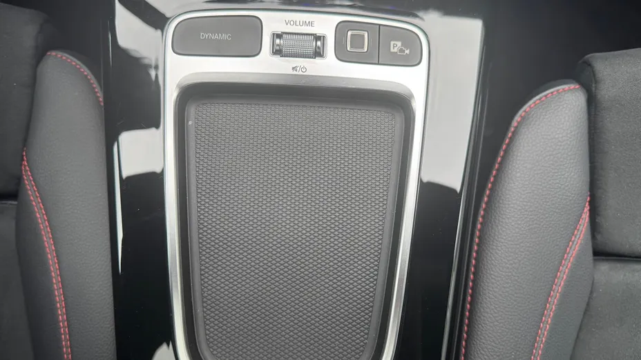 MERCEDES-BENZ A Klasa A 220 4-Matic AMG Line 8G-DCT