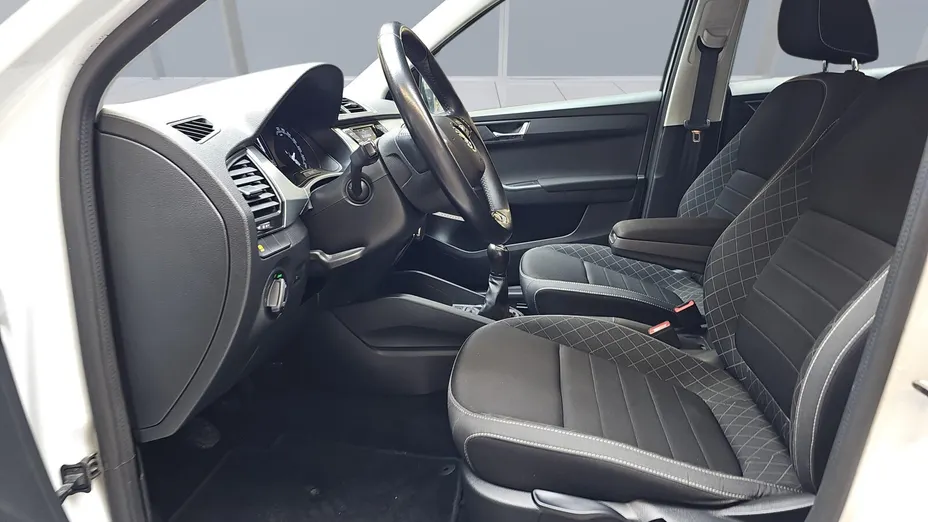 SKODA Fabia Fabia 1.0 TSI Ambition
