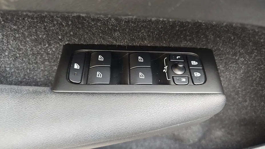 VOLVO XC40 XC40 T3 R-Design aut